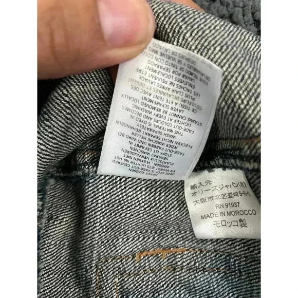 Oilily Blue Denim Skirt 34 Floral Embroidered Center Buttons Women's - Picture 8 of 13